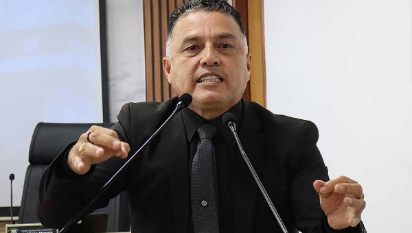 Vereador Eber Machado cobra mais atenção à zona rural e acusa Prefeitura de prejudicar produtores: “Perdemos milhões por birra política”