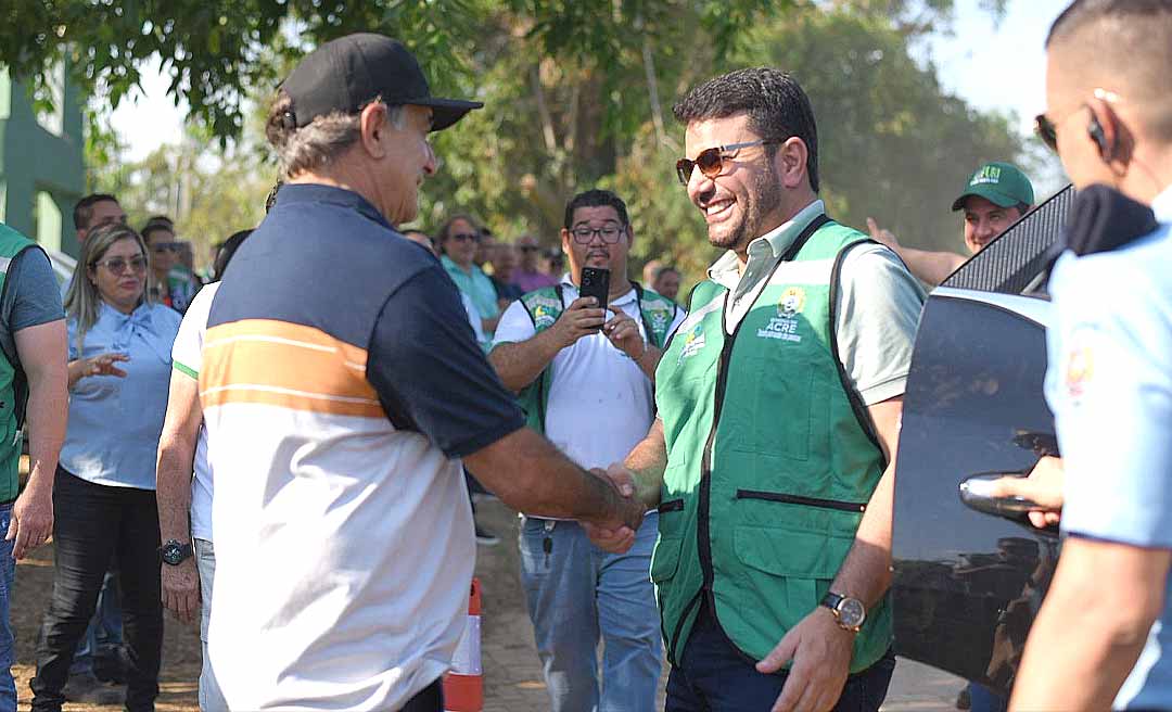 Bestene participa com Gladson de inauguração de nova ETA em Xapuri