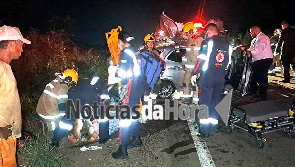 Colisão na BR-364 envolvendo três veículos deixa um morto e dois feridos em Rio Branco