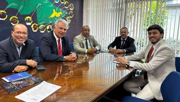 Senador Petecão anuncia R$ 1,8 milhão para construção de ponte no Rio Iquiri, em Acrelândia