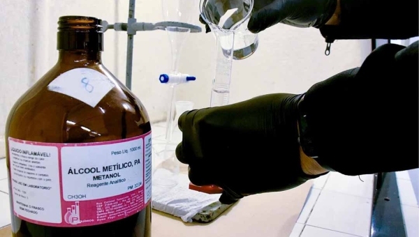 Acre recebe antídoto contra intoxicação por metanol, substância altamente tóxica ao ser humano