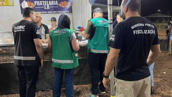 Procon realiza atividades educativas e fiscalizatórias na 1ª Expo Fronteira, em Assis Brasil