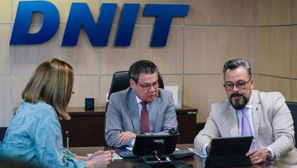 Alan Rick e Socorro Neri cobram soluções urgentes para a BR-364 em reunião no DNIT