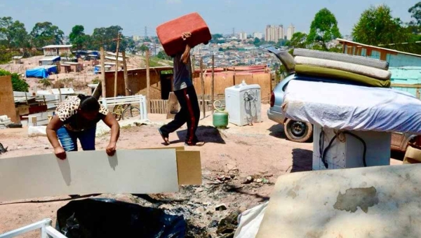 Justiça Federal determina mapeamento nacional de processos sobre despejos e reintegrações de posse envolvendo populações vulneráveis