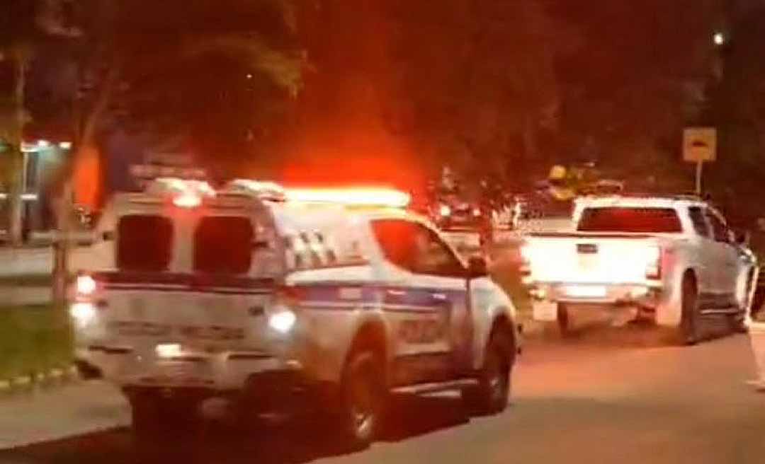 Homem que efetuou tiros na frente da casa da ex-mulher e causou perseguição policial é solto em audiência de custódia