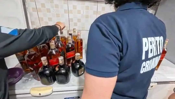 País tem 32 casos confirmados de intoxicação por metanol, informa Ministério da Saúde