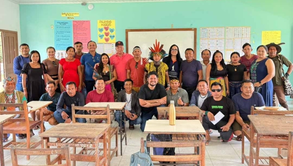 Fundação Ulisses Guimarães promove cursos inéditos em aldeia Huni Kuin no Acre
