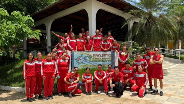 Alunos do Colégio Dom Pedro II conhecem Projeto Tamazon na zona rural de Rio Branco