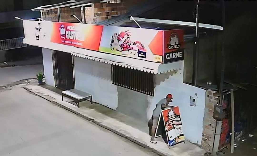 Nem o banner escapou: comércio de Epitaciolândia é alvo de criminosos pela sexta vez; veja o vídeo