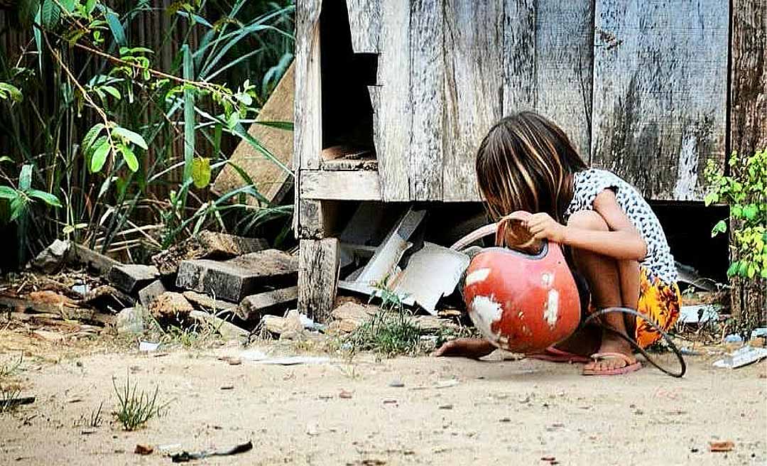 Operação deve retirar famílias de área de risco no Papoco, em Rio Branco, em até 90 dias