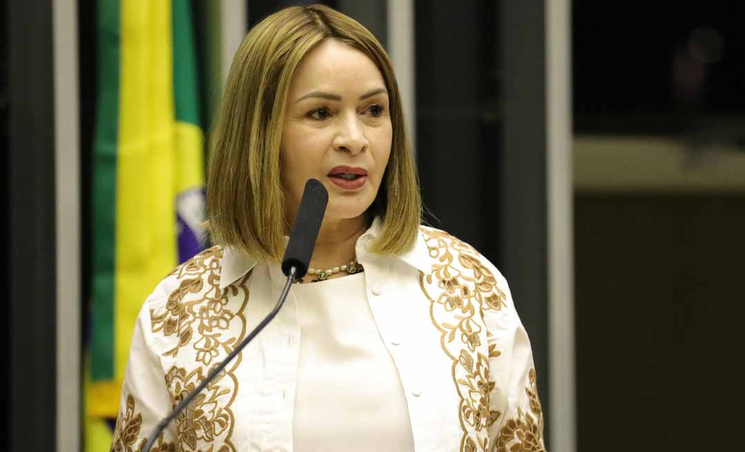 “O que as companhias estão fazendo é um abuso com o consumidor”, diz Socorro Neri ao votar a favor na urgência que proíbe cobrança por bagagem de mão