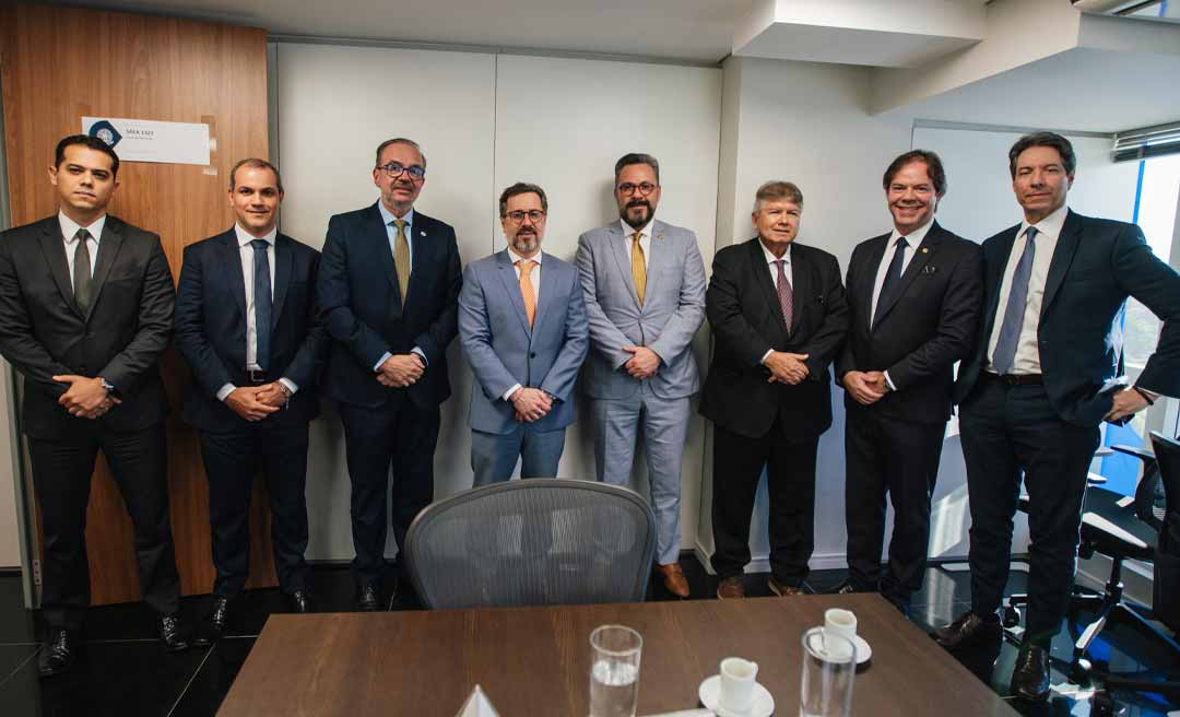 Senador Alan Rick articula com ministro da CGU pela derrubada do Veto 46/2023 e pelo fim das obras inacabadas