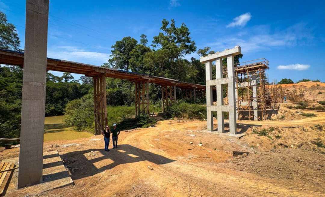 Em Porto Acre, Deracre vistoria construção da ponte sobre o Rio Andirá, no Ramal dos Paulistas
