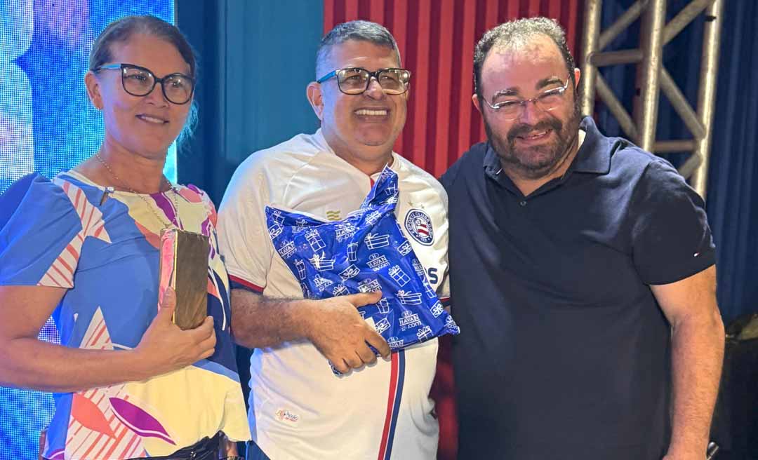 Prefeito Frank Barros valoriza servidores públicos em noite de confraternização e reconhecimento