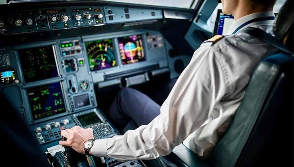 Governo do Acre homologa contrato de R$ 1,6 milhão para cursos de aviação civil voltados a jovens e adultos inscritos em programas sociais