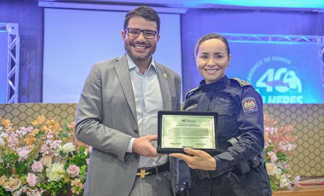 Evento marca 40 anos da presença feminina na PM e governador destaca respeito e reconhecimento: ‘Legado jamais esquecido’