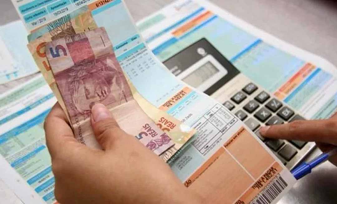 Conta de luz no Acre ficará mais cara em novembro com bandeira vermelha patamar 1; adicional será de R$ 4,46 a cada 100 kWh