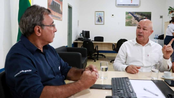 Deputado Zé Adriano cobra explicações sobre remanejamento de R$ 45 milhões do DNIT no Acre e busca garantir continuidade das obras na BR-364