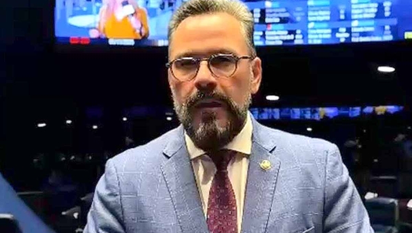 Senador Alan Rick celebra aprovação da isenção do Imposto de Renda para quem ganha até R$ 5 mil: “Uma vitória do trabalhador”