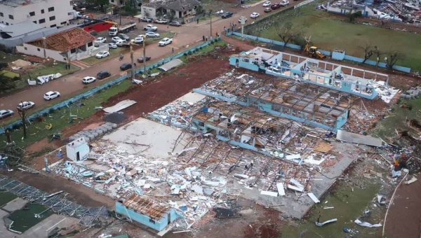 Número de feridos chega a 750 após passagem de tornado pelo Paraná