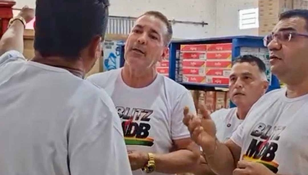 Quase deu porrada! Vereadores batem boca com funcionário da prefeitura de Rio Branco durante fiscalização em galpão