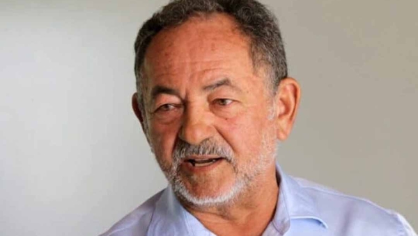 Ministério Público ajuíza ação de improbidade contra prefeito Padeiro por distribuição de dinheiro durante a Expobujari