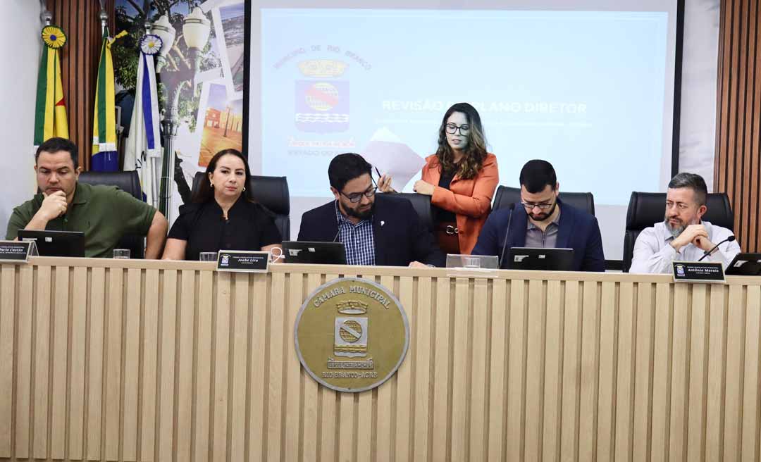 Câmara de Rio Branco abre debate sobre revisão do Plano Diretor em primeira audiência pública