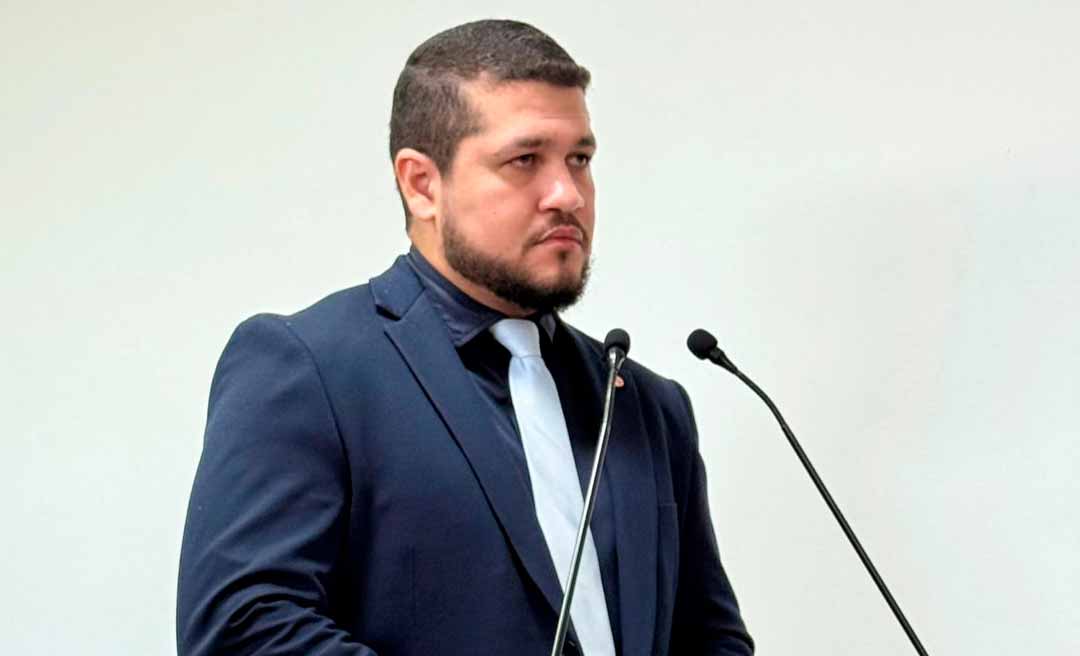 Vereador Moacir Júnior sai em defesa de gari atacado com pedrada no bairro da Glória