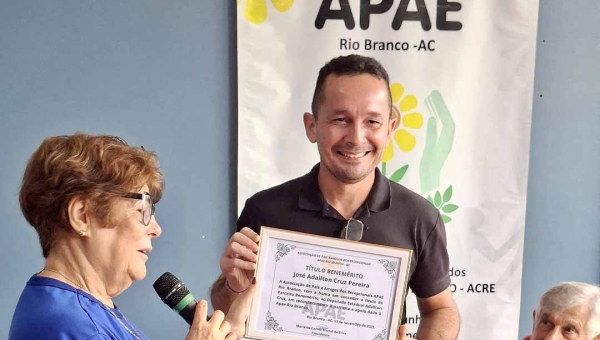 Manhã de emoção e inclusão: APAE de Rio Branco inaugura Escovódromo e Parque Sensorial: “Pessoas que marcaram nossa história”