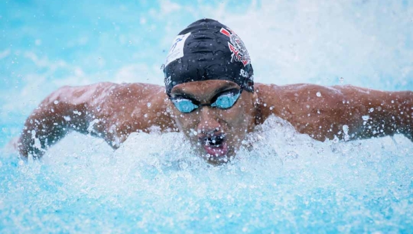 Destaque nacional: Nadador acreano conquista ouro no Campeonato Brasileiro Juvenil de Natação