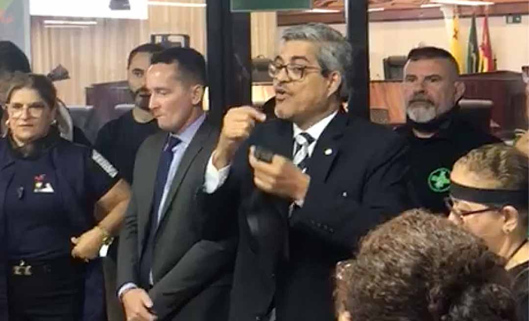 ”O que não estiver no Orçamento, como é que vai ser implementado em março, abril do ano que vem?”, questiona Edvaldo sobre o PCCR da Saúde