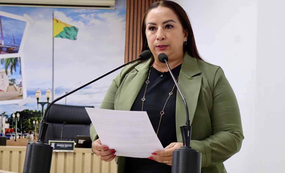 Elzinha Mendonça cobra medidas de prevenção à gravidez precoce e melhorias no transporte público em Rio Branco