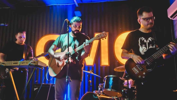 Banda Volátil apresenta sucessos dos Beatles em celebração aos 60 anos do álbum “Help!”