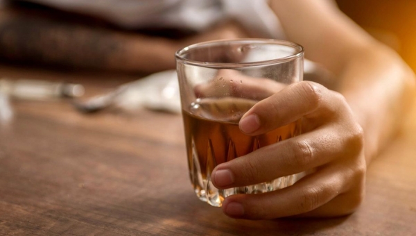 Com foco em gestantes e puérperas, nova Lei determina criação de estratégia de saúde para mulheres alcoolistas