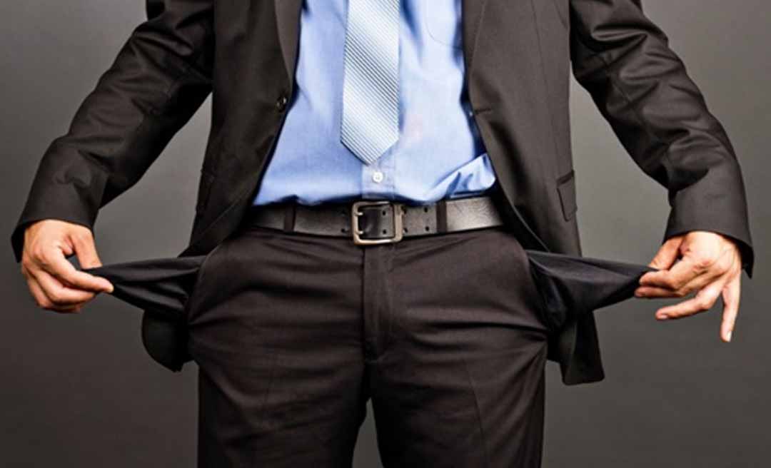 Número de famílias no Acre endividadas mantém-se estável nos últimos três meses