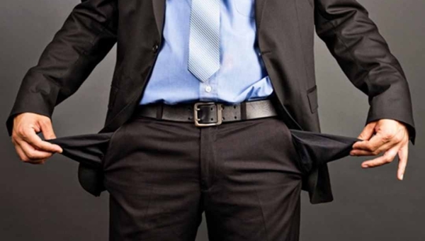 Número de famílias no Acre endividadas mantém-se estável nos últimos três meses