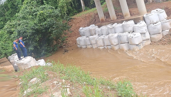 Defesa Civil faz inspeção preventiva na Capital após aumento do nível das águas dos igarapés