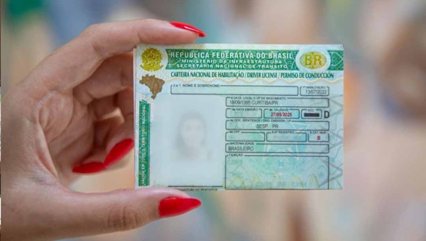 Presidente Lula oficializa novas regras para obtenção de Carteira Nacional de Habilitação