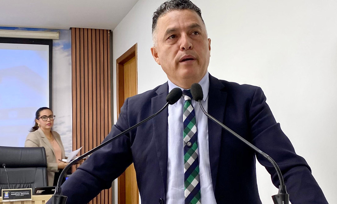 Eber Machado acusa Prefeitura de abandonar produtores rurais e critica gastos com a iluminação de Natal