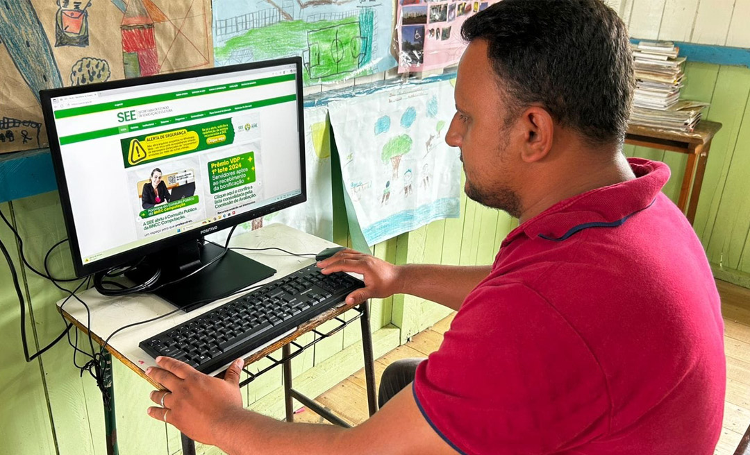 Governo instala internet via satélite em escolas do campo de Xapuri e reforça a conectividade dos estudantes