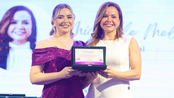 Deputada Michelle Melo é homenageada pelo Governo do Acre por atuação no combate à violência de gênero