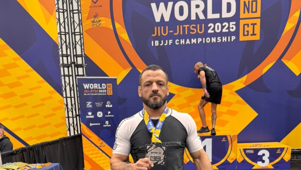 Acre no pódio do mundo: Leonardo Calid faz história ao conquistar o vice-campeonato mundial de jiu-jitsu