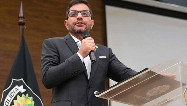 “Sigo trabalhando de forma confiante e serena, acreditando na Justiça e nas Instituições”, diz Gladson após voto de ministra do STJ