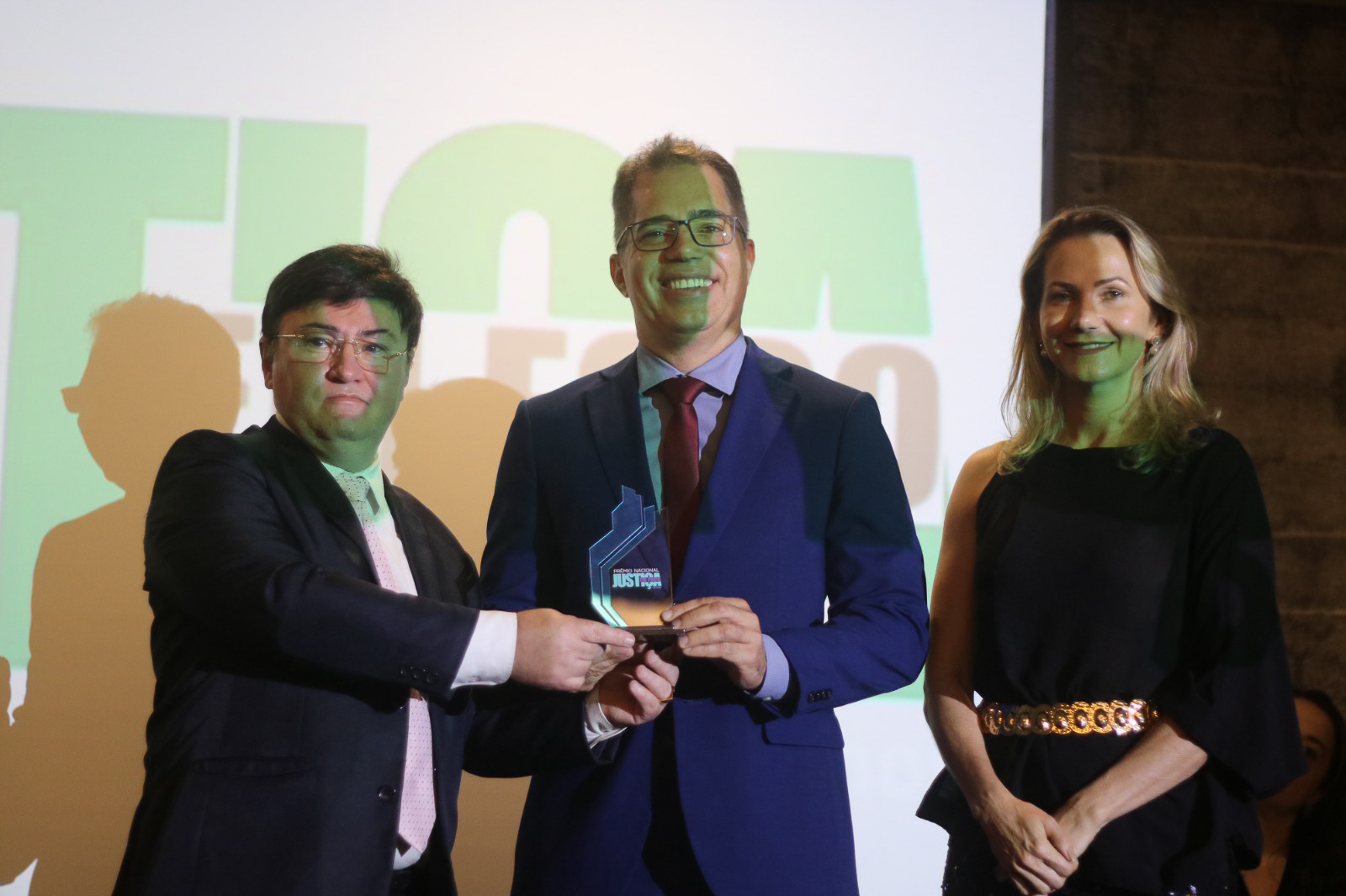 Atuação em defesa da cidadania garante ao defensor público Celso Araújo o Prêmio Justiça em Foco 2025