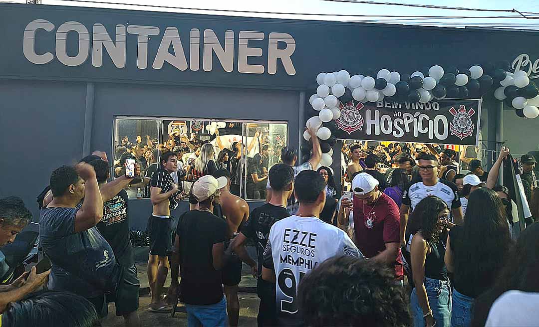 Torcedores do Corinthians no Acre fazem festa no “hospício” para comemorar título da Copa do Brasil