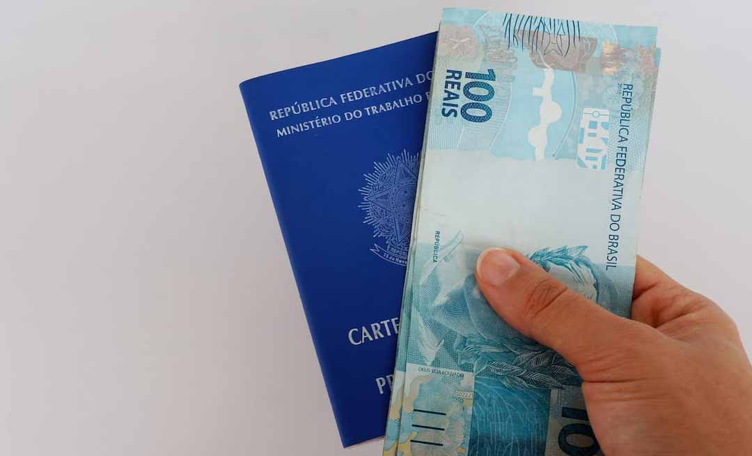 Decreto presidencial fixa salário mínimo em R$ 1.621 a partir de janeiro de 2026; valor diário corresponderá a R$ 54,04
