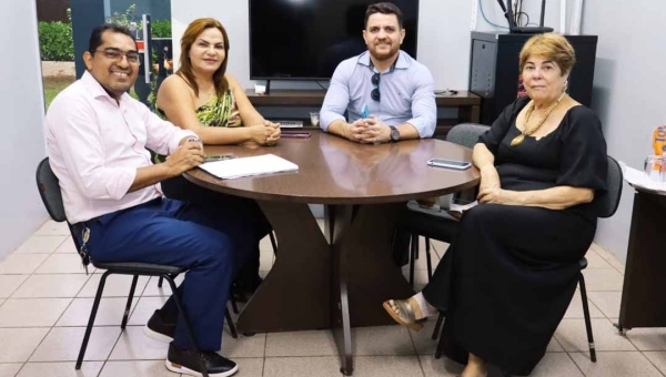 Presidente da APAE de Cruzeiro do Sul visita APAE Rio Branco e reforça parceria entre instituições de educação especial