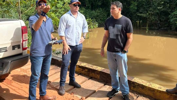 “Nossa luta é garantir melhorias ao produtor rural”, diz vereador Samir Bestene durante visita à Estrada do Barro Vermelho