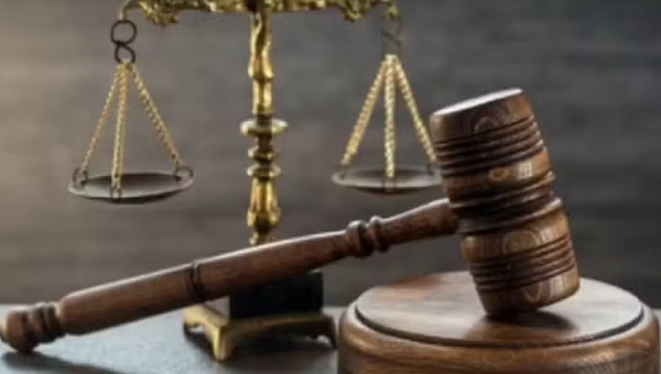 Justiça decide que INSS terá que pagar salário-maternidade ao pai de uma menina em razão da morte da mãe