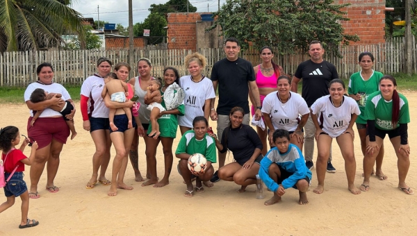Vereador Samir Bestene acompanha futebol feminino e reforça apoio ao esporte no Jardim Panorama